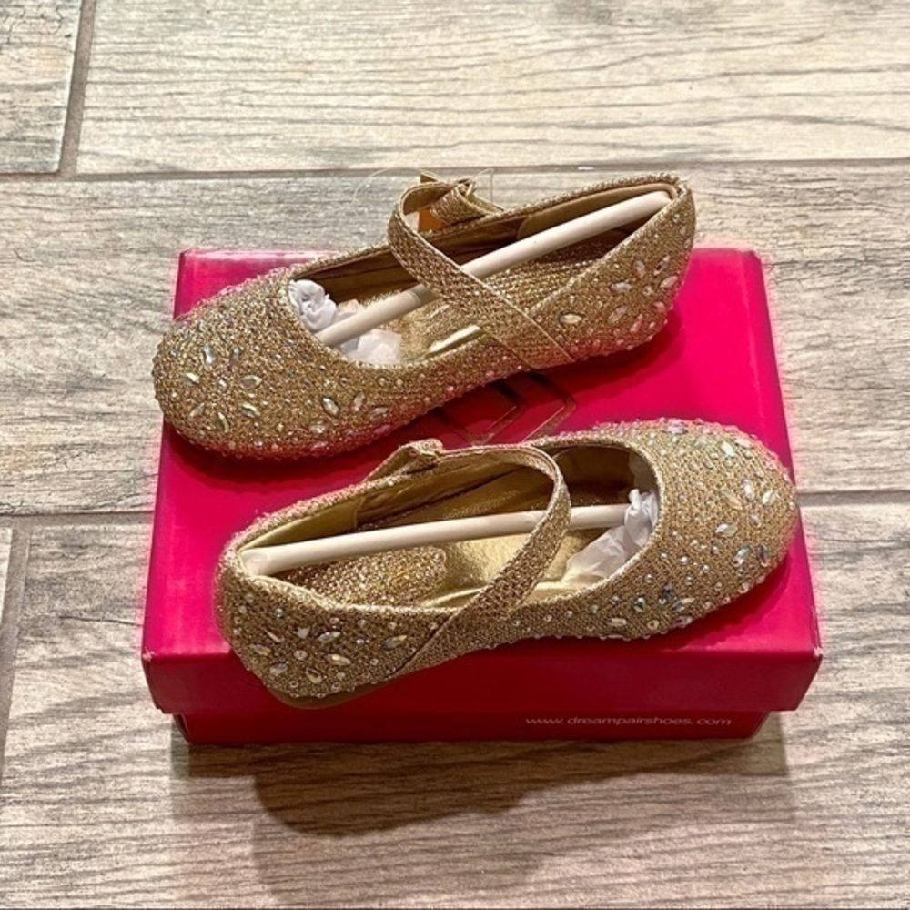 DREAM PAIRS | Baby Girl’s Daisy Rhinestone Shoes - Picture 2 of 11